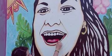Puerto Iguazú: resaltaron la sonrisa de Vilma Mercado en el mural pintado en su honor.