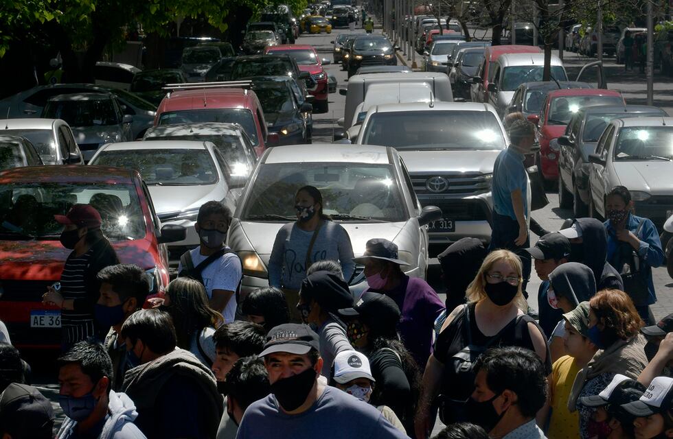 Tras una nueva movilización hay varios cortes de calles en el centro mendocino