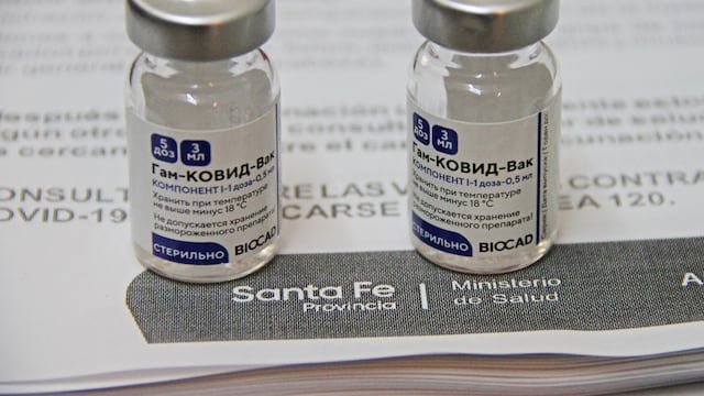 Se anunció el cronograma de vacunación contra el coronavirus. (@minsaludsantafe)