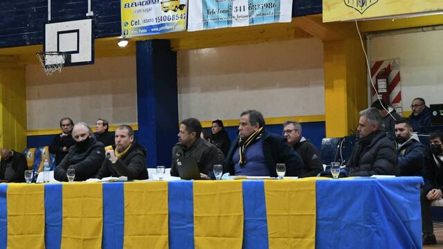 El presidente Rodolfo Di Pollina encabezó el encuentro en la subsede del Cruce Alberdi.