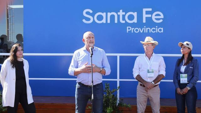 Omar Perotti en el stand santafesino de Expoagro