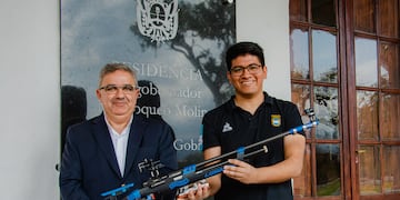 El gobernador recibió al deportista que participara de Juegos Olímpicos de París 2024 desde el 26 de julio próximo