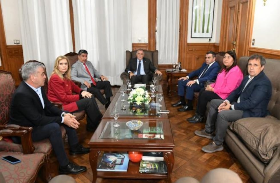 Jaldo y Acevedo se reunieron con legisladores radicales