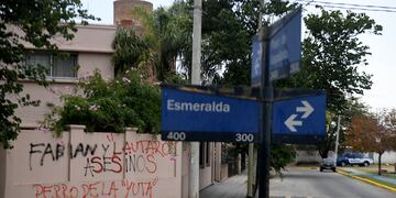 Atacaron la casa del presunto asesino de un joven en barrio San Martín, ciudad de Córdoba.