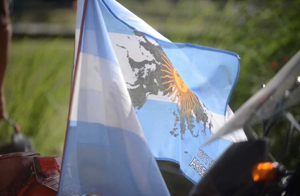40 años de la guerra por las Islas Malvinas: inauguraron en Tandil una plaza en honor a los combatientes