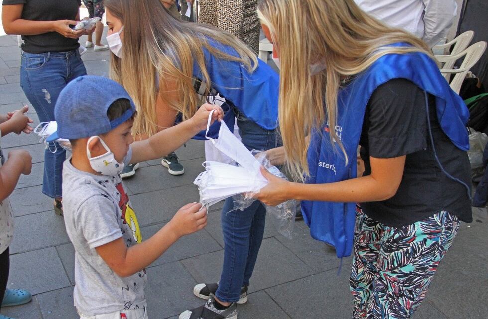 Coronavirus en Santa Fe: menos de mil casos diarios y 13 muertes