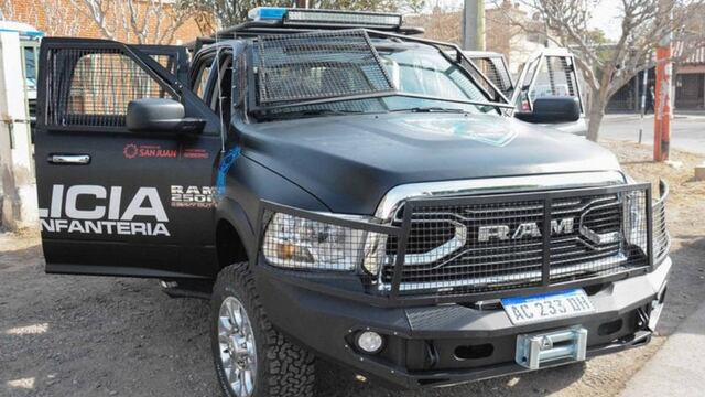 Fundieron la camioneta más costosa de la Policía de San Juan por buscar a un caballo:serán investigados