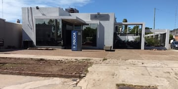 Comisaría 32° de Rosario sobre Colombres y Vanzo. (Sergio Ojeda)