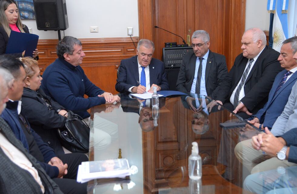 Jaldo, UATRE y ACNOA sellaron la paritaria y garantizan el inicio de la zafra