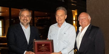 Maipú distinguió a Alberto Antonini como “Huésped de Honor”.