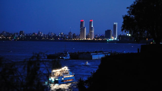 Vista nocturna de Rosario