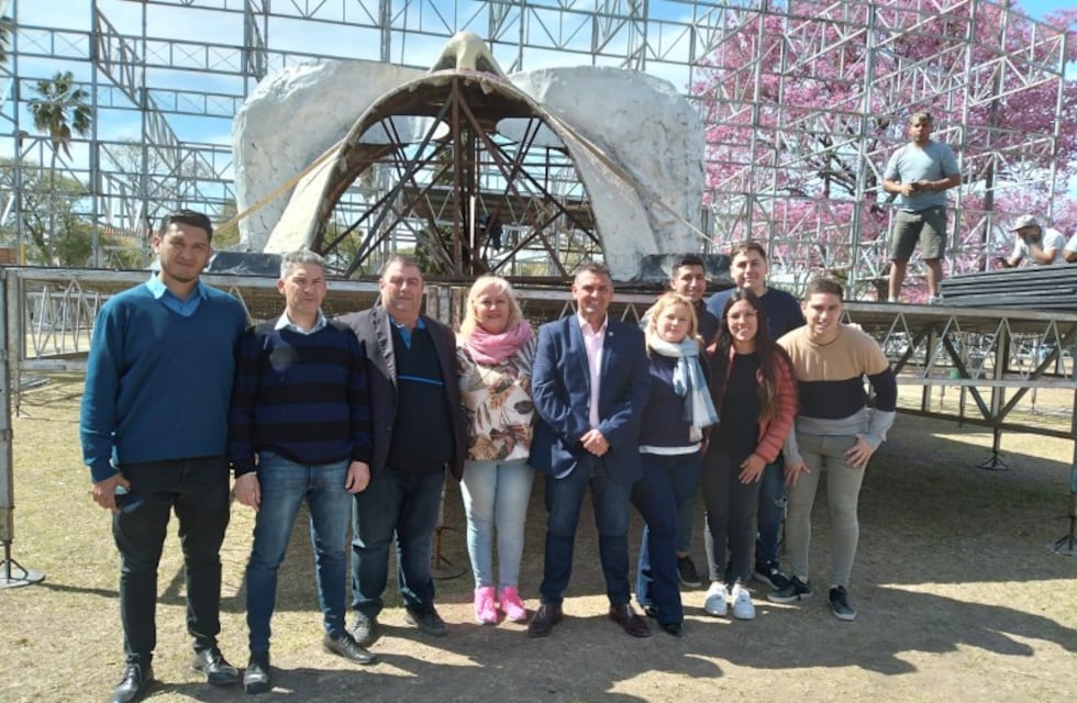 Gran fiesta de los estudiantes en la ciudad