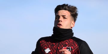 El extremo fue cedido hasta junio después de su estadía en Brasil.