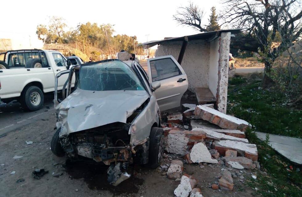 Choque múltiple: el video del violento accidente de tránsito en Rama Caída