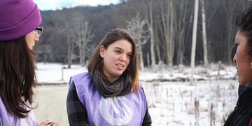 La Secretaría de la Mujer de Ushuaia recorrió el Barrio “Valles de Andorra”