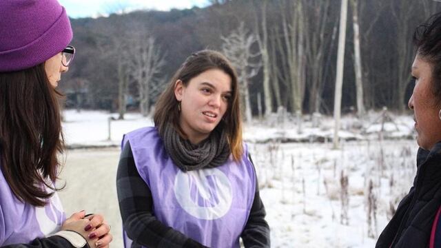 La Secretaría de la Mujer de Ushuaia recorrió el Barrio “Valles de Andorra”