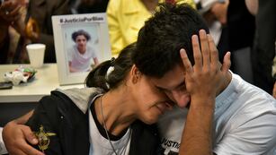 Soledad Laciar, madre de Blas Correas, durante la lectura de la sentencia en el juicio por el asesinato de su hijo  (Facundo Luque / La Voz)