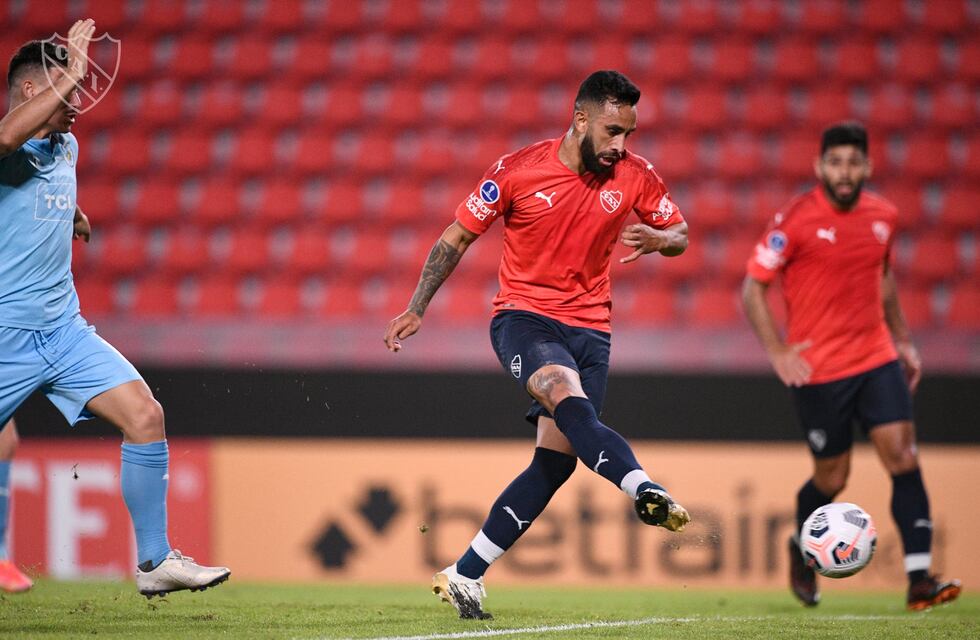 Copa Sudamericana: Independiente le ganó 3-1 a City Torque y lidera el Grupo B