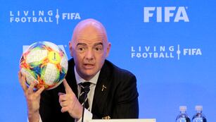 El presidente de la FIFA Gianni Infantino durante una rueda de prensa.