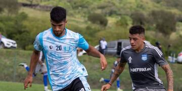 Leandro Fernández, una fija entre los titulares de Racing de Nueva Italia, en la victoria sobre Emelec (Prensa Racing).