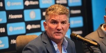 Conferencia de prensa de Luis Fabián Artime, que seguirá en el cargo de presidente de Belgrano hasta 2027 (Javier Ferreyra / La Voz).