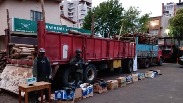 El estado de nerviosisimo del conductor despertó la sospecha de los uniformados