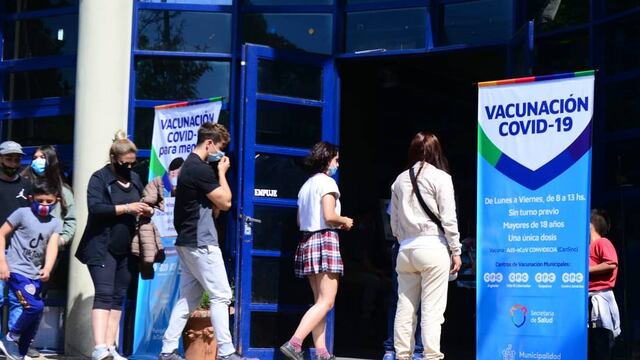 Vacunación pediátrica en el CPC Argüello  (José Hernández/ La Voz).
