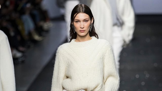 MILAN, ITALY - FEBRUARY 20: Bella Hadid walks the runway at the Alberta Ferretti show at Milan Fashion Week Autumn/Winter 2019/20 on February 20, 2019 in Milan, Italy.