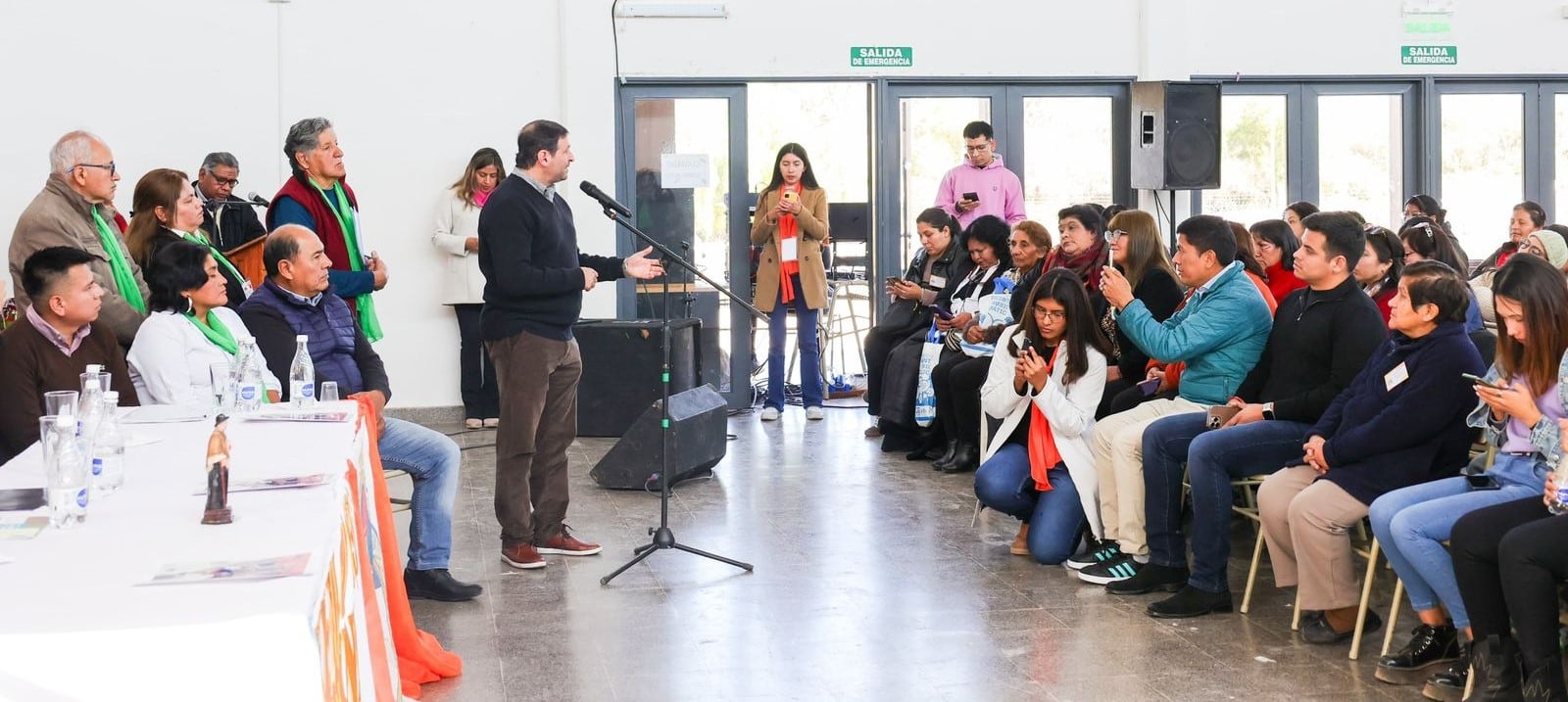 El diputado Santiago Jubert resaltó en Puesto Viejo que la actual gestión provincial “se conduce con un profundo sentido social, lo que nos permite mantener un contacto directo con la gente y, sobre todo, con los vecinos”.