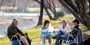 Los turistas y cordobeses seguirán disfrutando de jornadas con "calorcito" en medio del movimiento por Semana Santa. (La Voz)