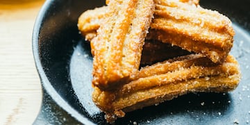 Vacaciones de verano 2025: cuánto cuestan los churros en la tienda más famosa de Villa Gesell.