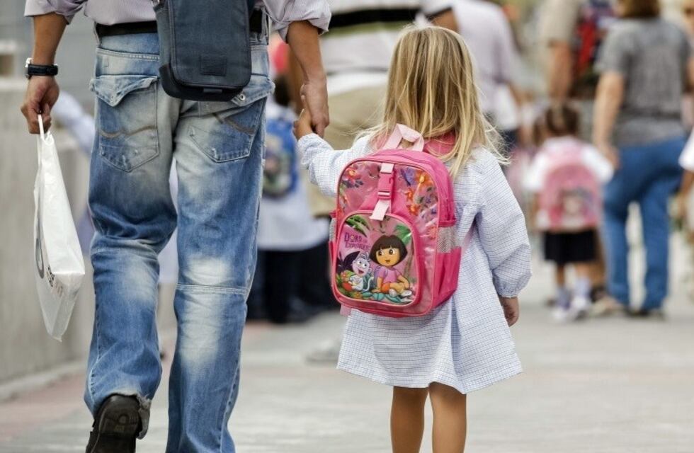 Padres podrán ausentarse en sus trabajos los días que sus hijos no tengan que asistir a clases