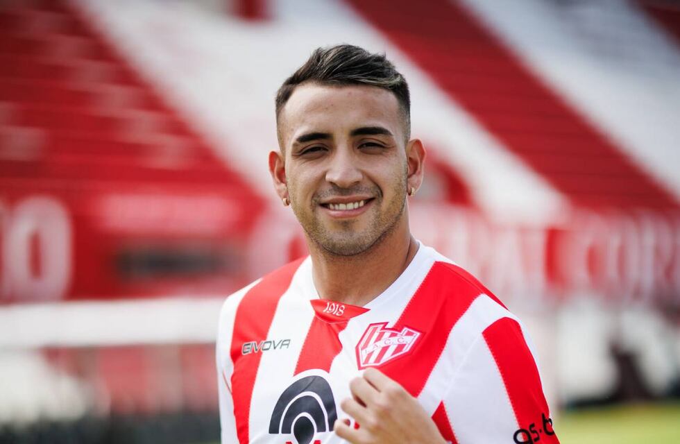 Instituto oficializó su séptimo refuerzo: qué dijo Pedro Troglio del mercado de pases