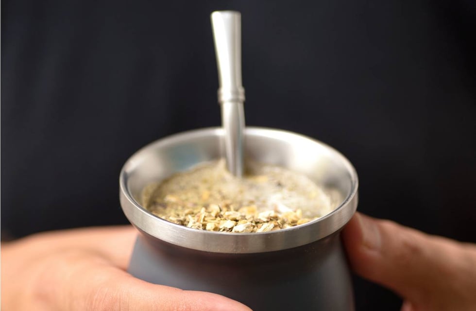 Ni azúcar ni edulcorante: este es el mejor ingrediente natural para endulzar el mate