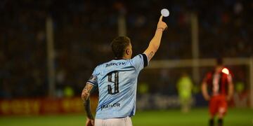 Pablo Vegetti, a puro gol en Belgrano. Lo quiere Carlos Tévez para Rosario Central (La Voz).