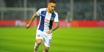 Con el arco a disposición, Fragapane la tiró por arriba, en la más clara de la T en el primer tiempo (La Voz).