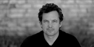 Hallaron muerto al cineasta francés Iván Noel, acusado de abuso sexual de menores