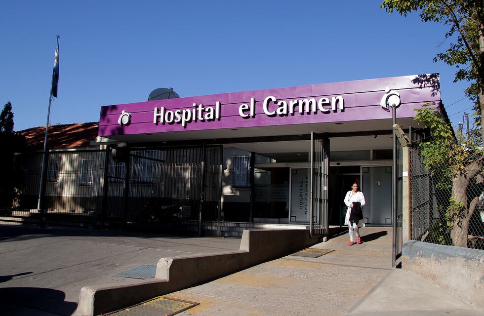 Piden oración para una joven mendocina que se contagió Covid