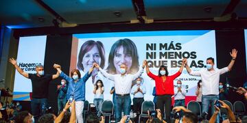 Críticas. El gobernador Schiaretti, el intendente Llaryora y las candidatas del PJ volvieron a cuestionar al "centralismo porteño". (Prensa Hacemos por Córdoba)