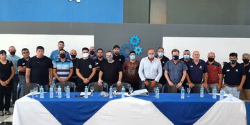 Reasumió Roberto Oesquer en la UOM: sigue hasta 2026