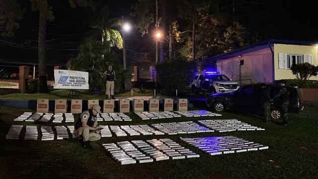 Prefectura Naval Argentina incauta cargamento de cigarrillos en Puerto Rico.