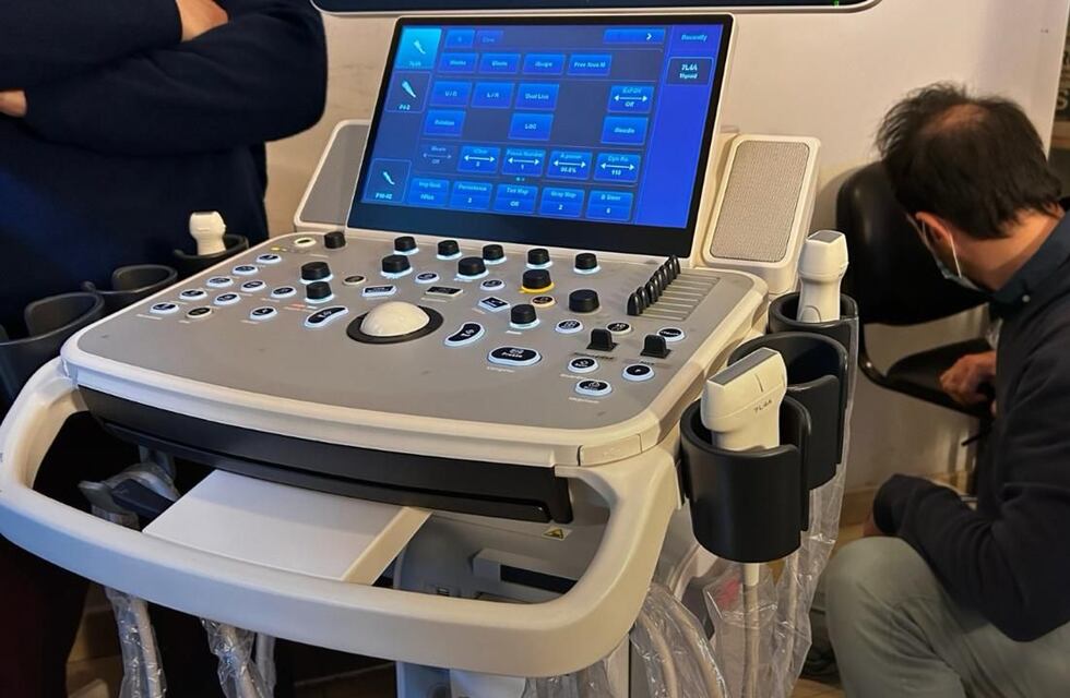 Sunchales recibió uno de los 10 nuevos ecógrafos de la Provincia