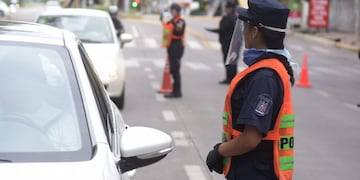 Control Policial en accesos a la Ciudad y rutas de Mendoza durante la Nochebuena y Navidad.