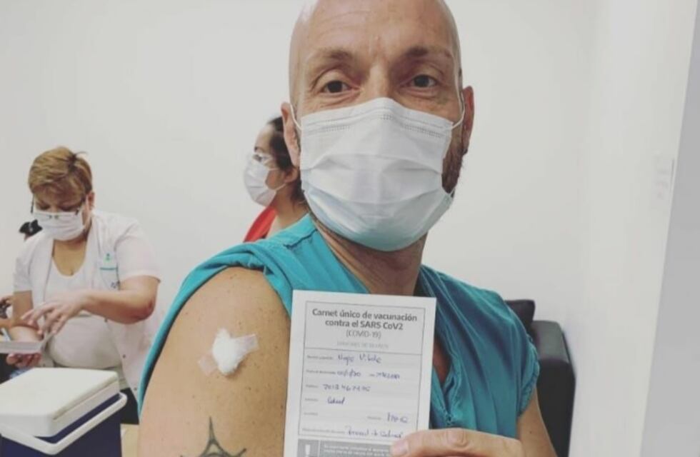 Un médico mendocino se aplicó la dosis de la Sputnik V y se viralizó en las redes