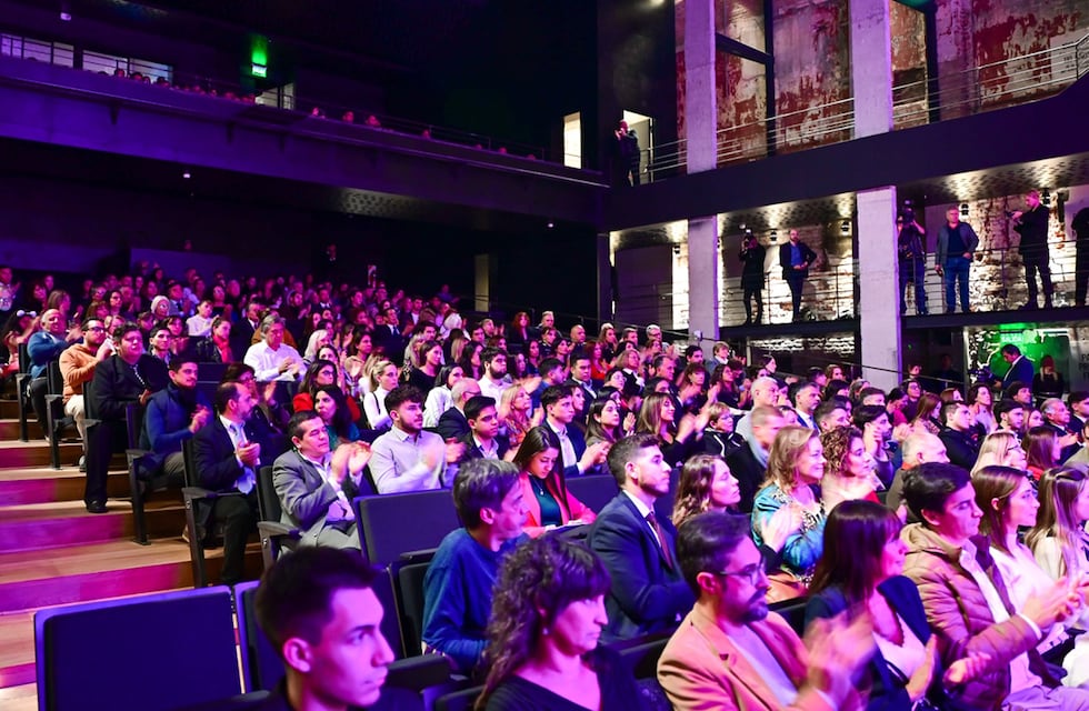 El Teatro Comedia volvió con un grilla imperdible: Sabor Canela, Valdés, Jessica Benavidez y mucho más