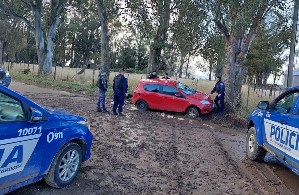 Piquillín: un joven cargó combustible, escapó sin pagar con un automóvil robado en Arroyito