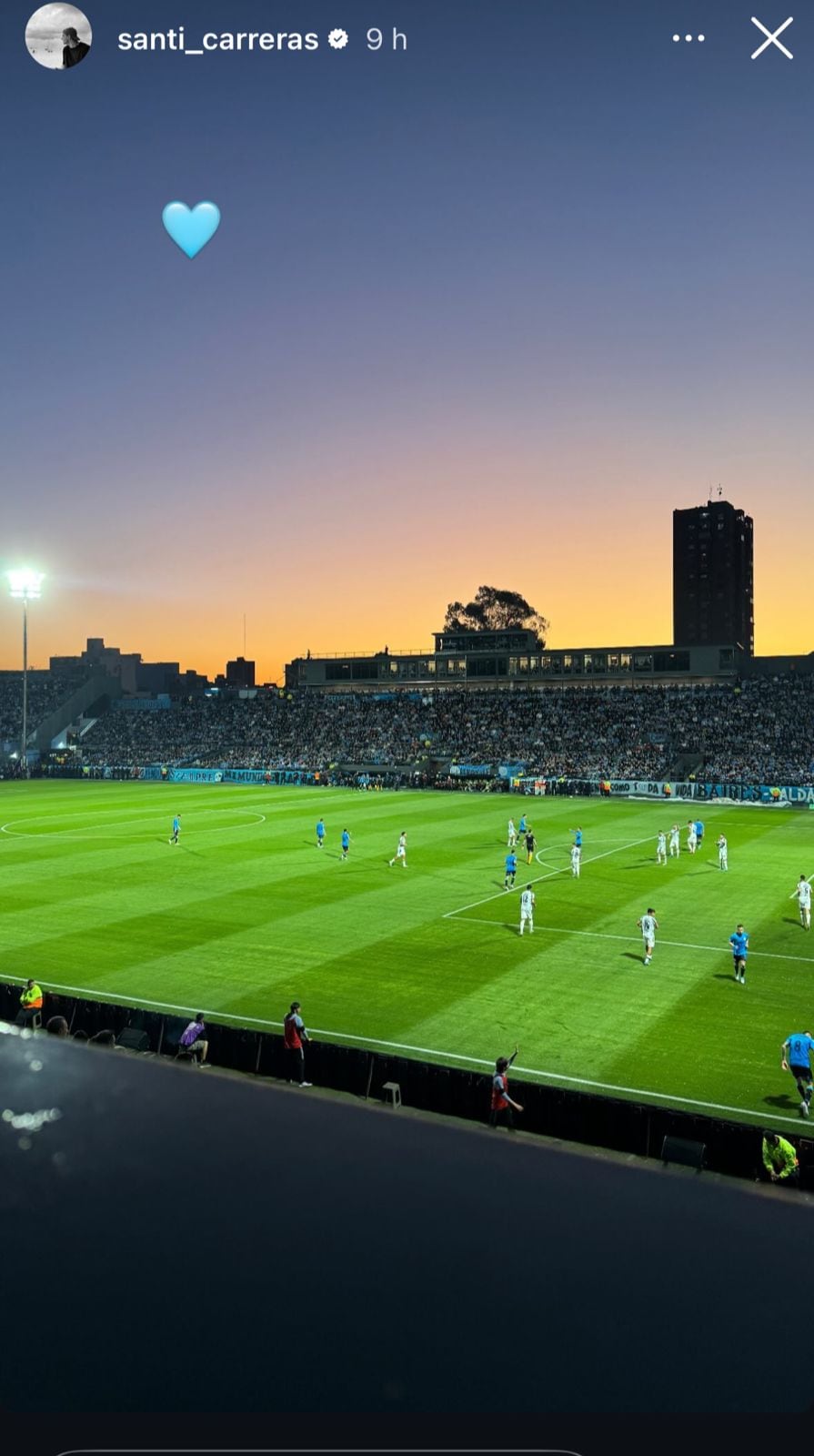 Historia de Instagram de Santiago Carreras, jugador de Los Pumas, alentando a su querido Belgrano en Alberdi