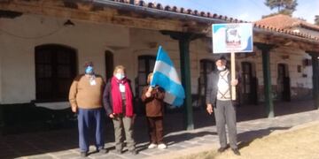 "Caminata simultánea", a 129 de la llegada del tren a Punilla. (Foto: Facebook / Tren de Punilla - Belkis Calero).