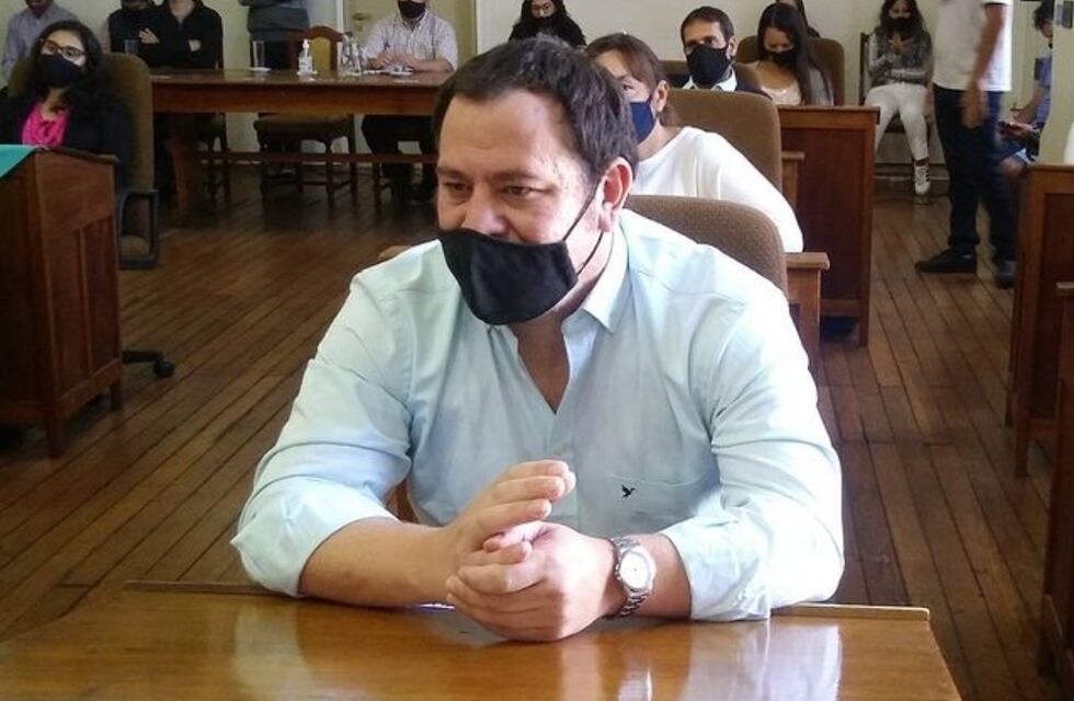 Cartolano apuntó contra Bertellys: “No alcanza con una simple eximición de tasas”