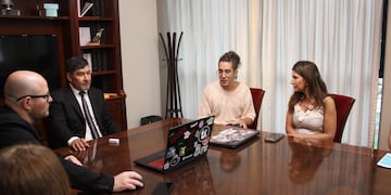 El vicegobernador Miguel Acevedo en reunion junto a el equipo “Tucumán Videojuegos Cooperativa”